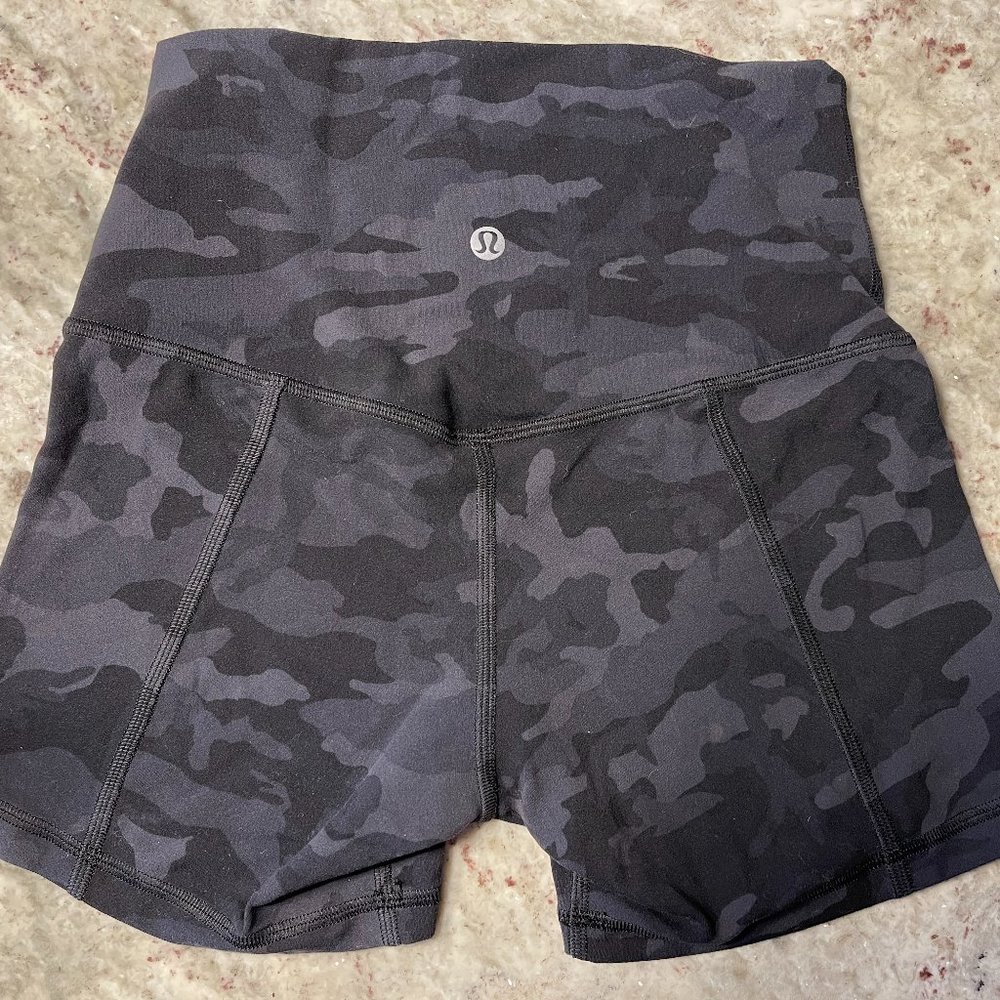 Lululemon Camo Align Shorts Size 2